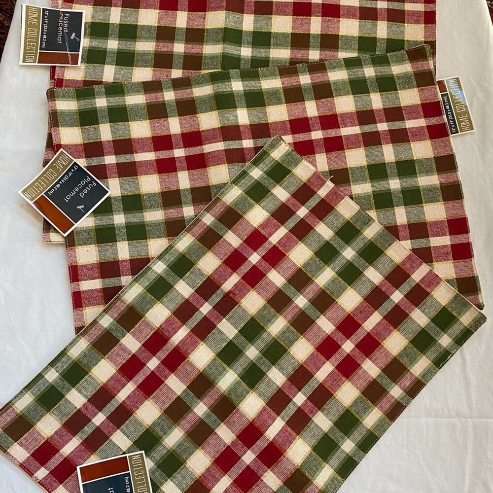 Red~Green~Gold Christmas Plaid Placemats‎ Set of 4